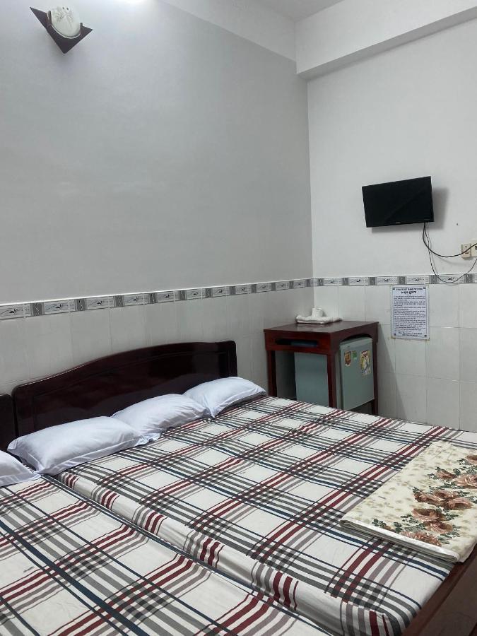 Nha Nghi Nam Phuong Bed & Breakfast Ha Tien Exterior photo