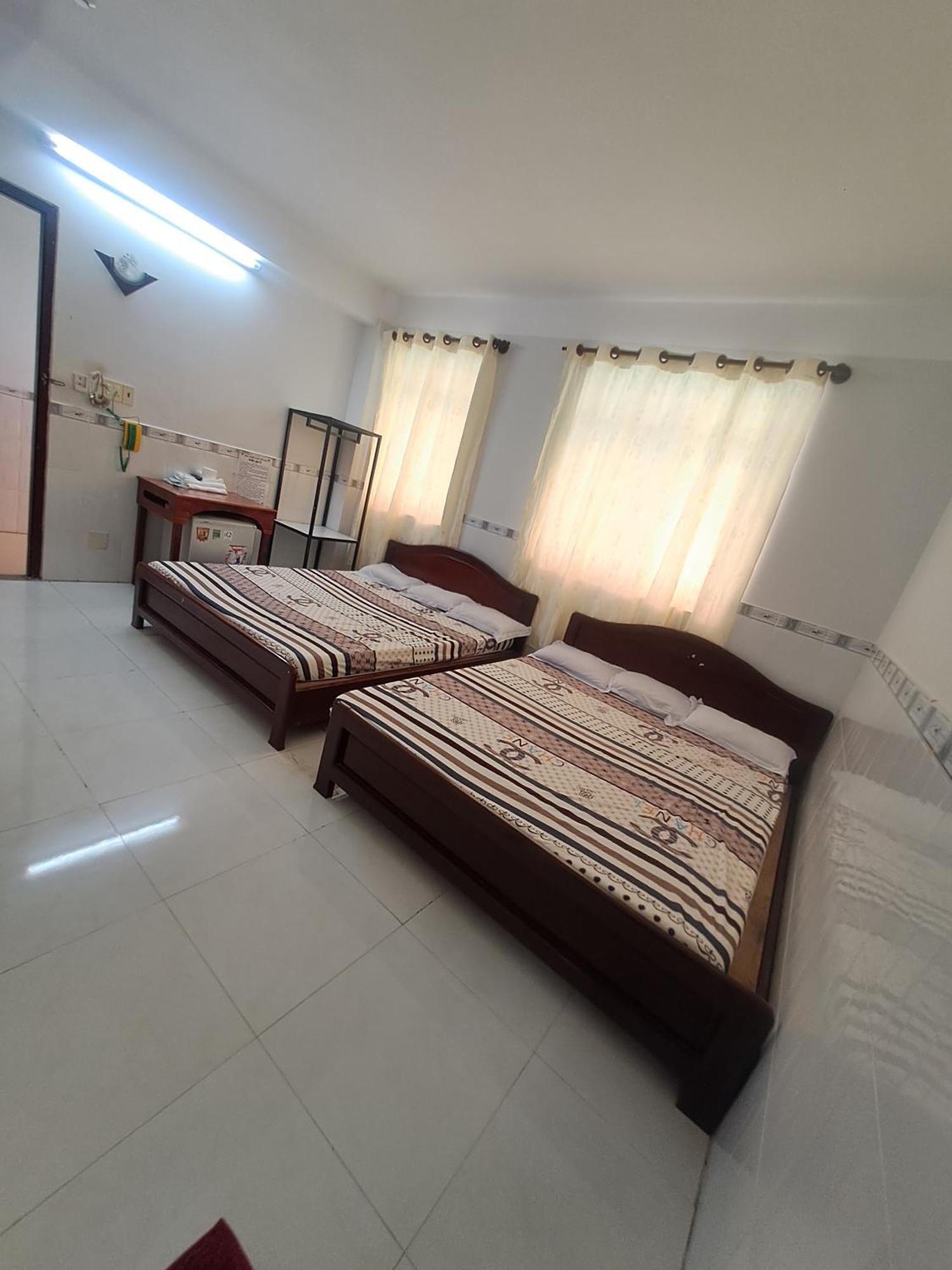 Nha Nghi Nam Phuong Bed & Breakfast Ha Tien Exterior photo